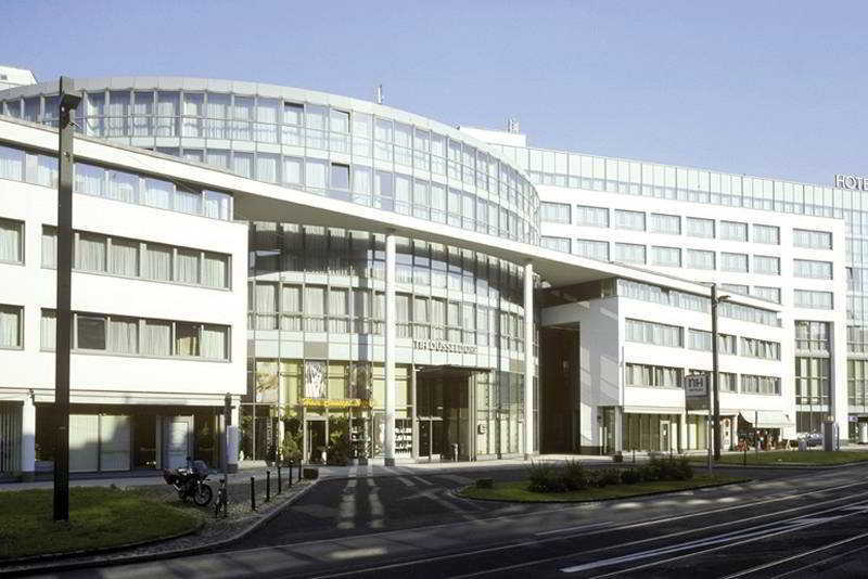 Nh Dusseldorf City Exterior foto